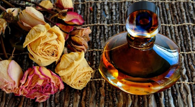 عطر و ادکلن چگونه ساخته می شود؟